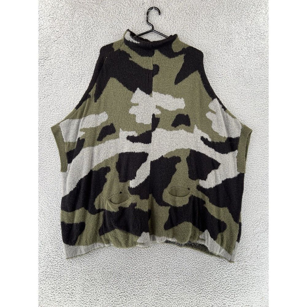 Anthro Moth Pullover Camo Sweater Oversized M Batwing Sleeve Pockets Mock Neck